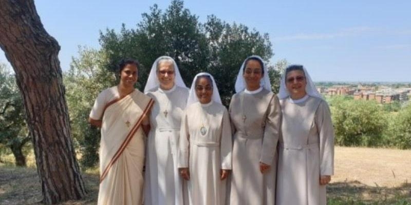 Nuevo gobierno general de las Hijas de la Iglesia