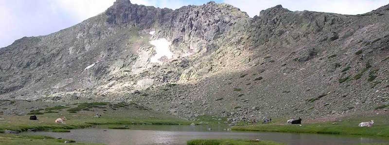 Santa María de Nazaret organiza tandas de ejercicios para jóvenes