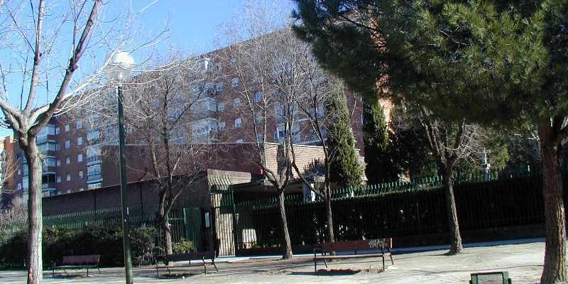 Monseñor Jesús Vidal inaugura en Nuestra Señora de la Montaña su recorrido por Nuestra Señora de Moratalaz