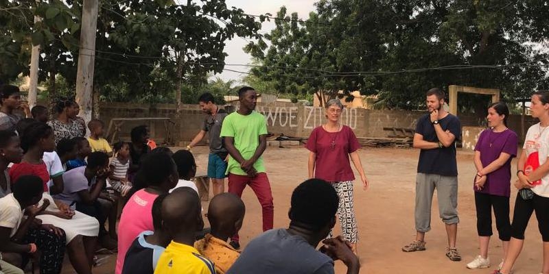 Seminaristas valencianos regresan de Ecuador tras ayudar «casa por casa» a familias damnificadas por el terremoto de 2016