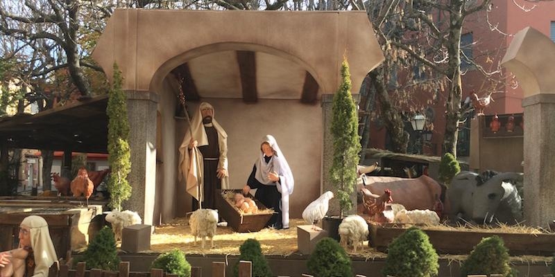 San Lorenzo de El Escorial acoge la tradicional cabalgata de los Magos de Oriente