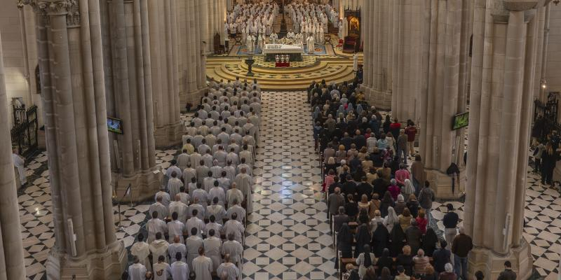 El cardenal Cobo recuerda a los sacerdotes en la Misa Crismal: «Hemos sido ungidos para hacer sentir a todos la ternura de Dios»