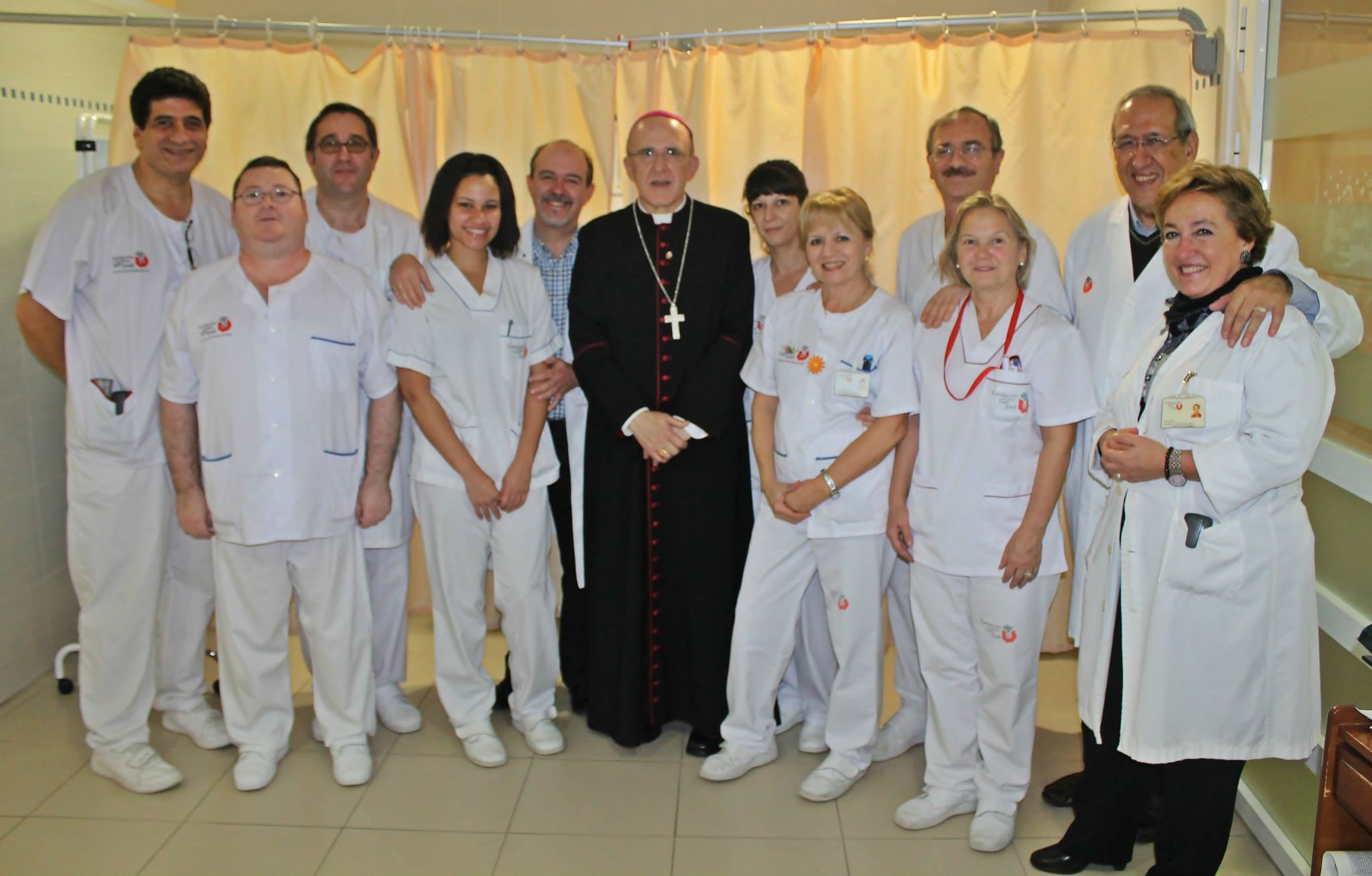 Monseñor Carlos Osoro en la Fundación Instituto San José: “El bordado que compone la Fundación es maravilloso”