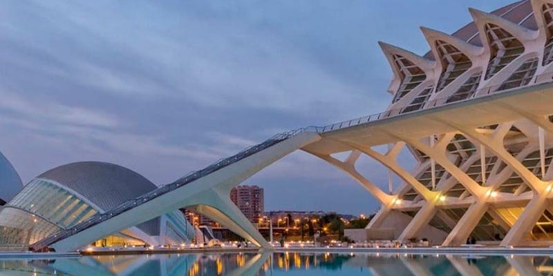 Adela Cortina, Jordi Sevilla y Elena González-Blanco entre los ponentes del II programa de Liderazgo de la Pablo VI y CONEXUS