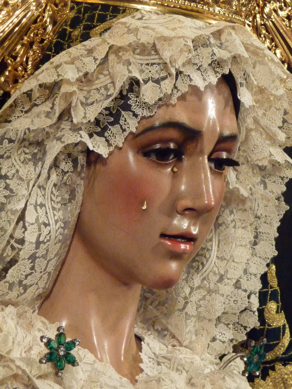 La Esperanza Macarena celebra un triduo en honor a su patrona en la colegiata de San Isidro