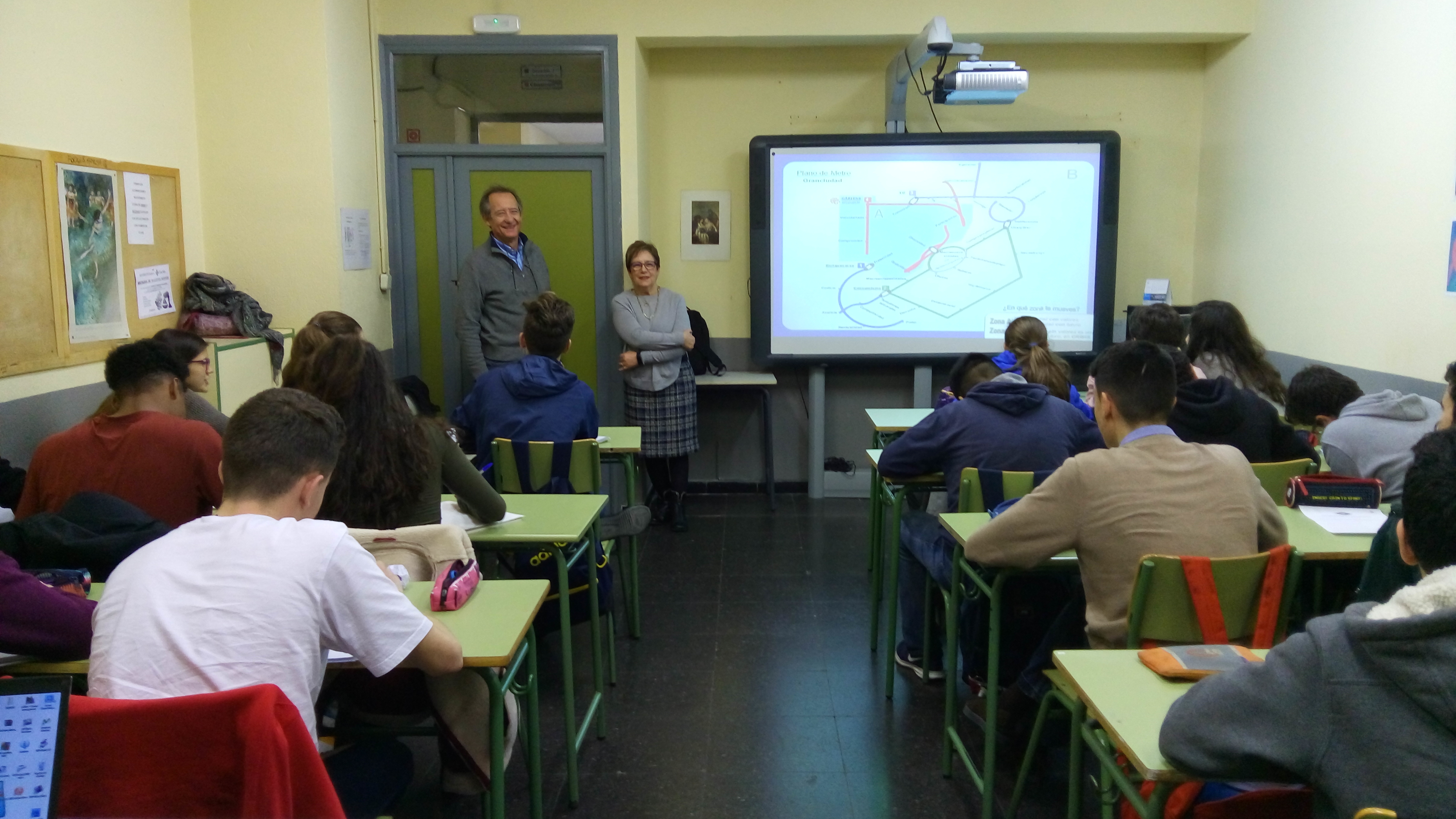 Cáritas Vicaría VII se hace presente en el IES San Isidoro