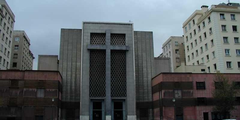 San Juan de la Cruz recibe la visita pastoral de monseñor Santos Montoya