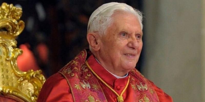 San Miguel Arcángel de Las Rozas organiza una charla formativa titulada 'El legado de Benedicto XVI'