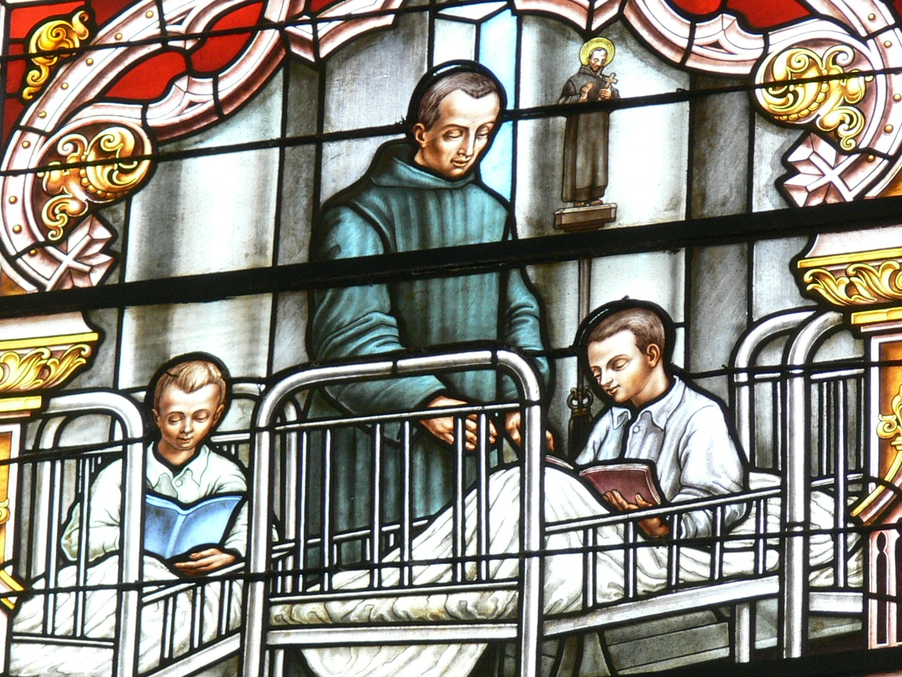 El centro de acogida Santa Mª de la Paz de los Hermanos de San Juan de Dios inaugura sus nuevas instalaciones