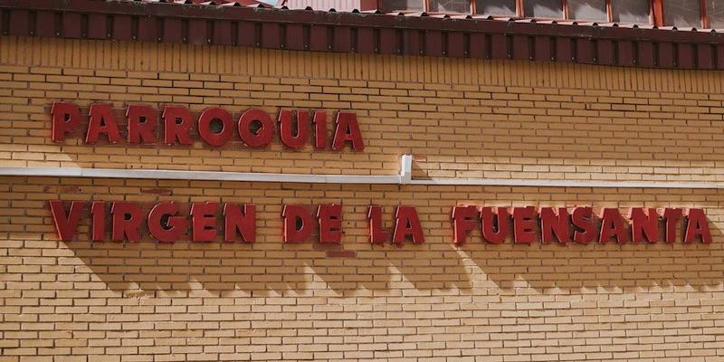 Óscar García Aguado administra este viernes el sacramento de la Confirmación en Virgen de la Fuensanta