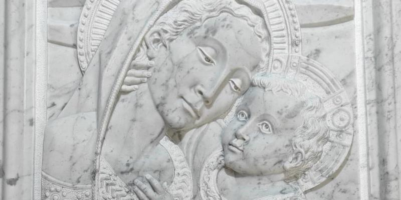 San Manuel y San Benito entroniza una imagen de Nuestra Señora del Buen Consejo