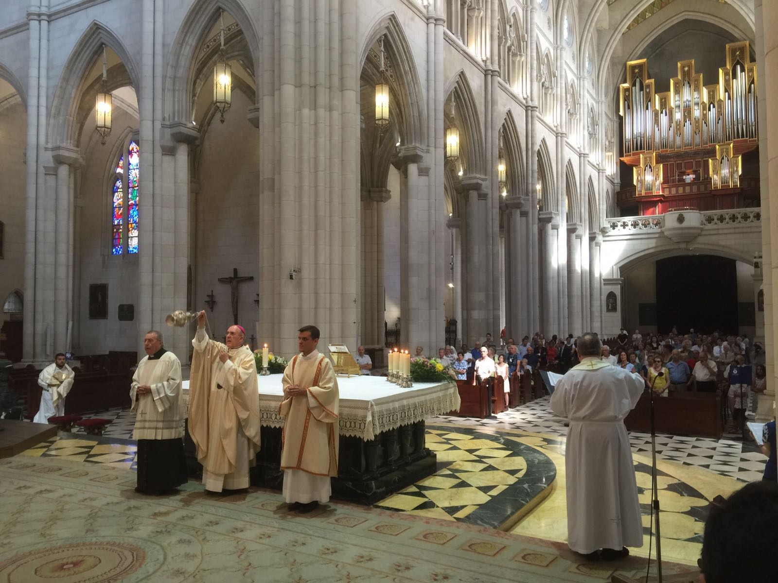 Monseñor Osoro anima a la Curia a acoger a Jesucristo para vivir la alegría del Evangelio