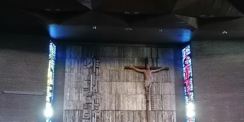 San Juan Evangelista honra a su titular con una solemne Eucaristía