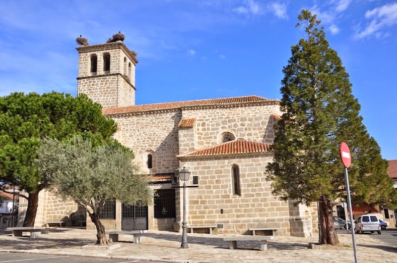 Cerceda honra a Santa María la Blanca con una Misa solemne