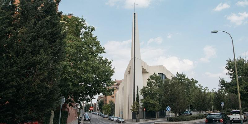 Monseñor José Cobo celebra el XX aniversario de Santa Teresa Benedicta de la Cruz con una Misa solemne