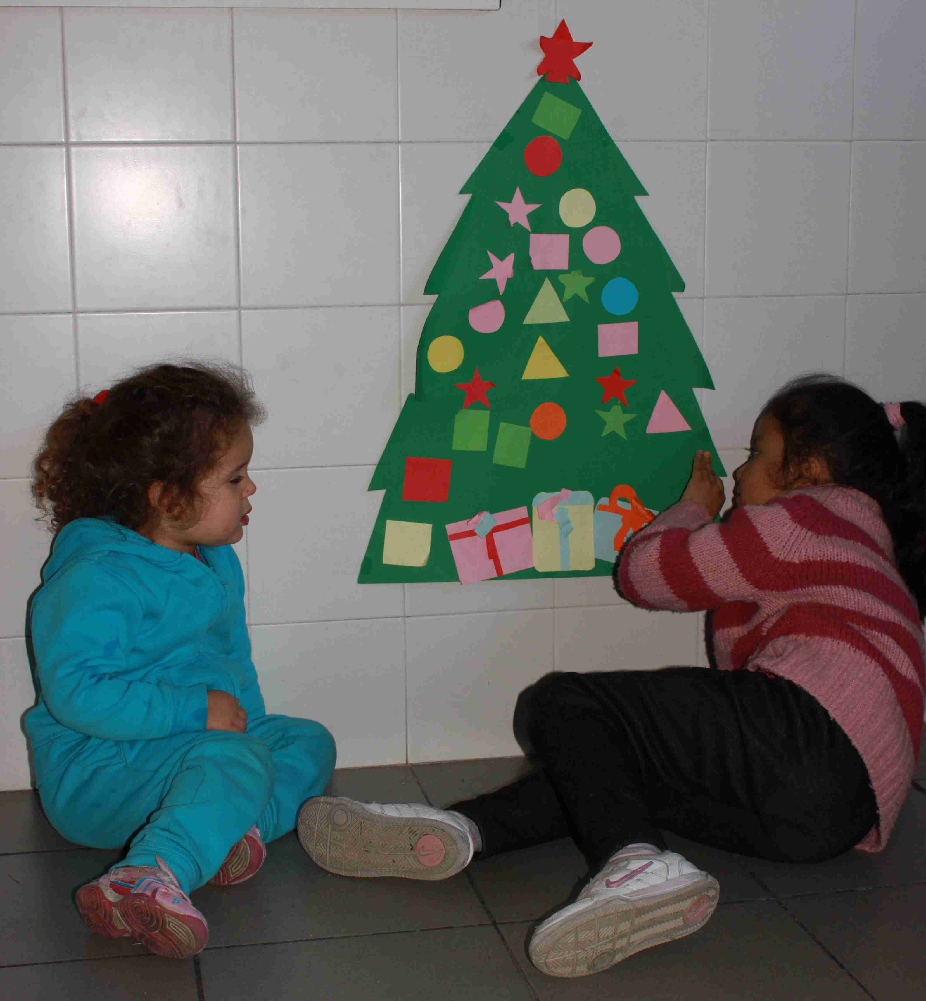 Un total de 270 menores participan en las 7 Colonias Urbanas de Navidad de Cáritas Madrid.