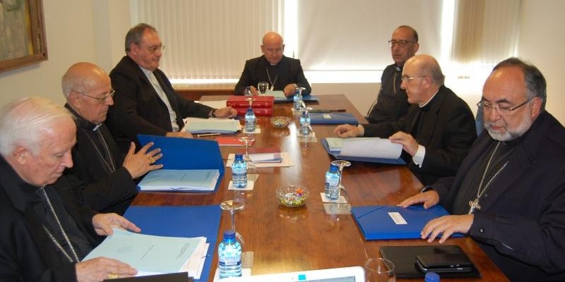 Ejecutivo de la CEE: «La asignatura de Religión es necesaria para una formación integral de la persona, según la libre decisión de los padres»