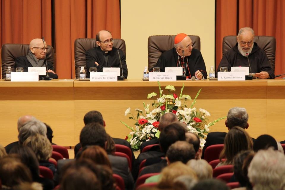 Cantalamessa en la UESD: «Los católicos estamos más acostumbrados a ser pastores que a ser pescadores de hombres»