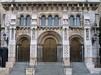 Monseñor Carlos Osoro preside esta tarde la profesión religiosa de misioneros y misioneras Identes en la Cripta de la catedral