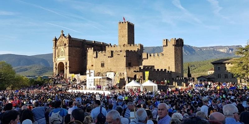 Nuestra Señora de la Visitación de Las Rozas anima a los jóvenes a participar en la tradicional Javierada