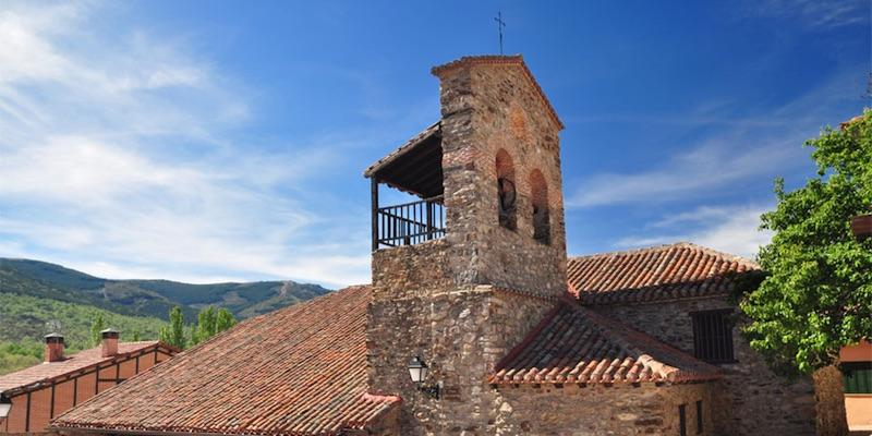 Puebla de la Sierra y La Hiruela reciben la visita pastoral de monseñor José Cobo