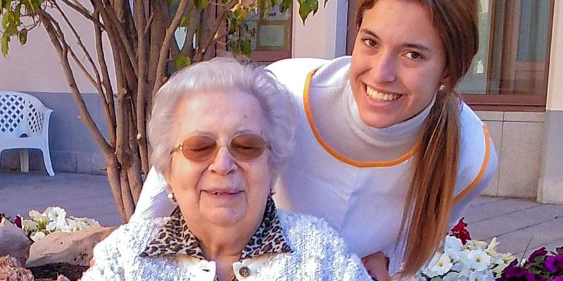 Las Hermanitas de los Pobres animan a los jóvenes a vivir una experiencia de verano en compañía de ancianos