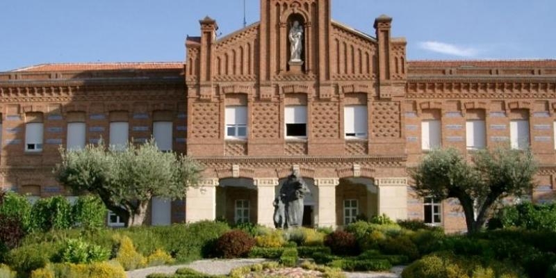 El cardenal Osoro preside una Eucaristía en honor a san Juan de Dios en la Fundación Instituto San José