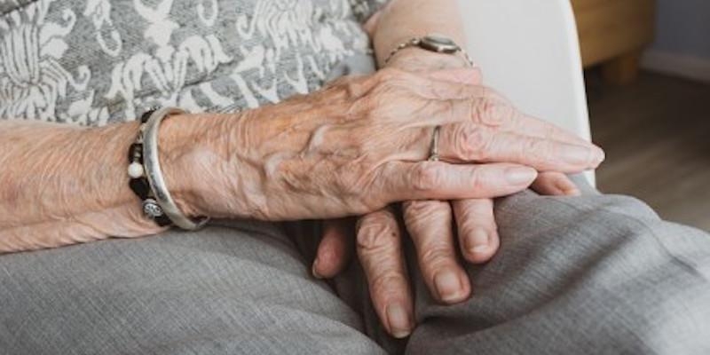 El Centro de Estudios Sociales de Cáritas Diocesana de Madrid organiza una sesión formativa sobre la soledad en la enfermedad