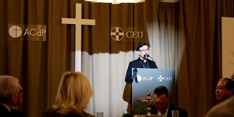 Cardenal Cobo: «Escuchémonos unos a otros, sabiendo que la plenitud está en la voluntad de Dios y no en nuestras pobres voluntades»