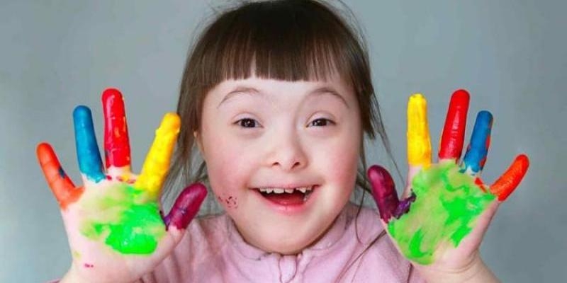 Familias a Debate analiza programas para la inclusión de las personas con discapacidad intelectual