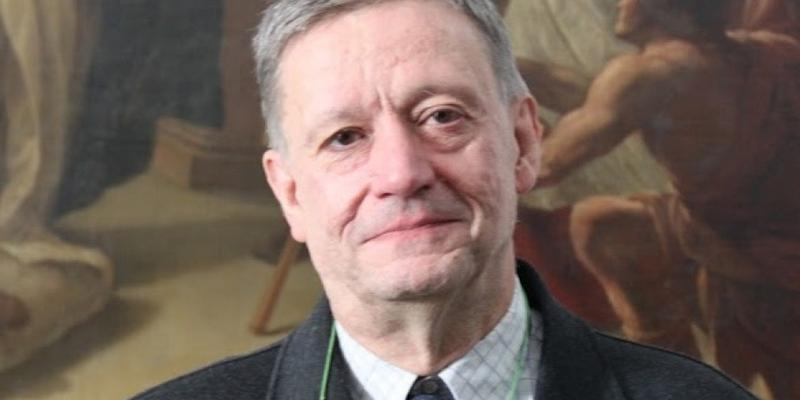 José Luis Segovia reflexiona en el centro de Madrid de Hermandades sobre la espiritualidad y compromiso del laico