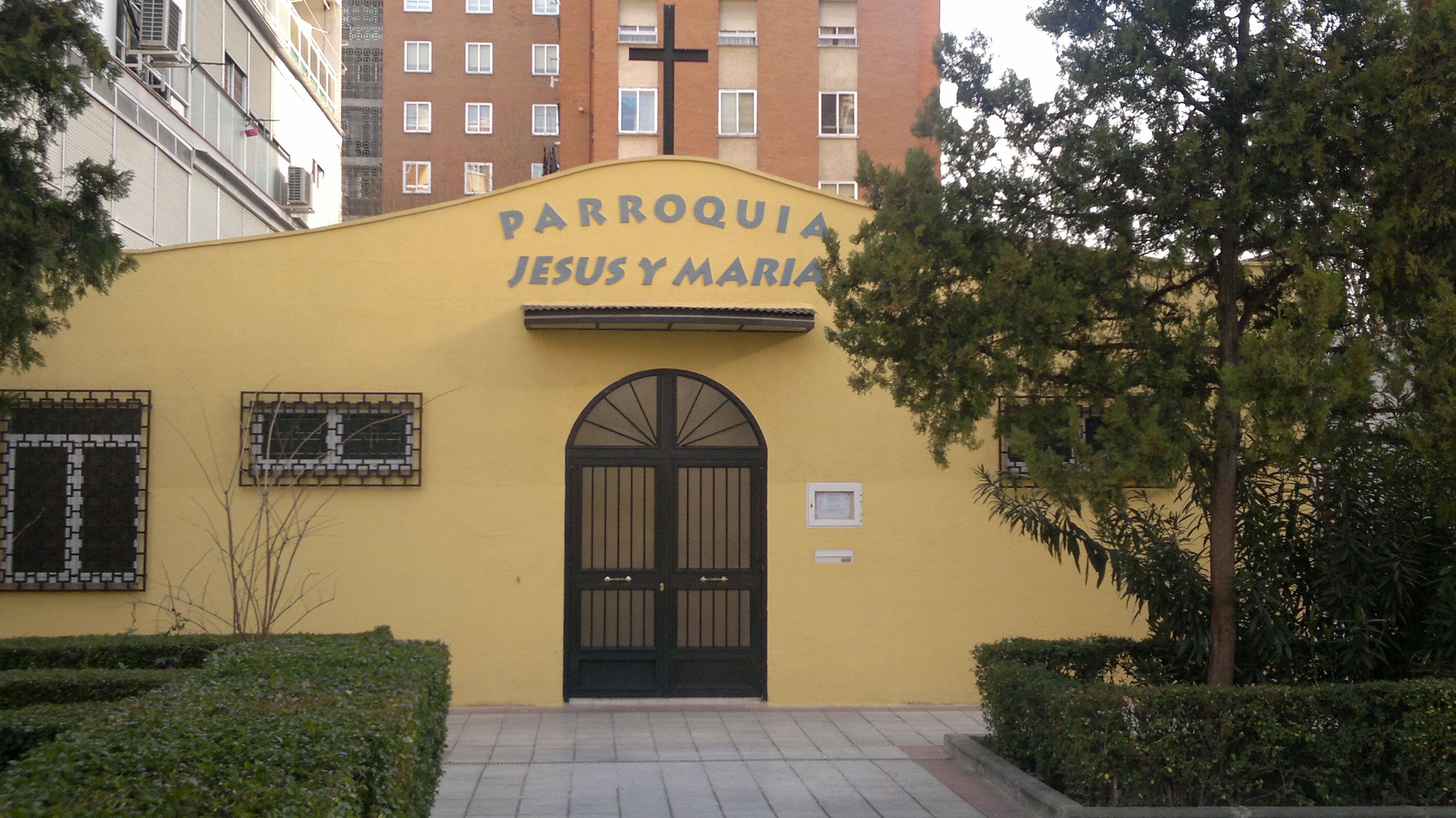 Reunión del grupo de oración del Padre Pío en la parroquia de Jesús y María