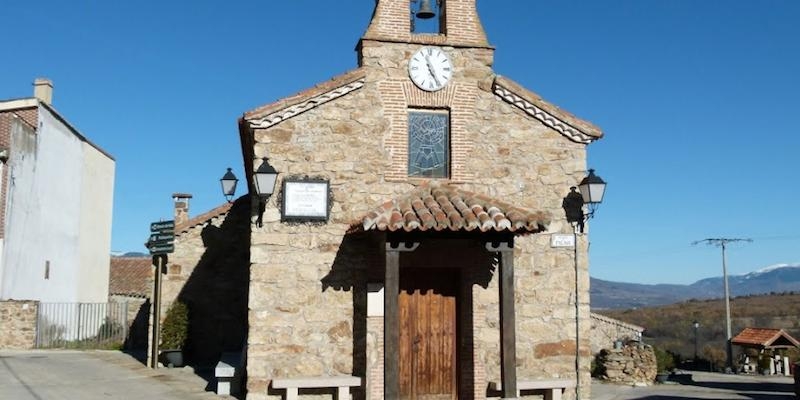 El Cuadrón honra a la Virgen del Pilar con Misa y procesión