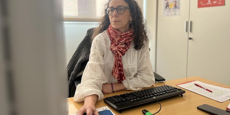 Begoña Arias, responsable del Servicio de Empleo de Cáritas Diocesana de Madrid: «Nuestro acompañamiento da seguridad»