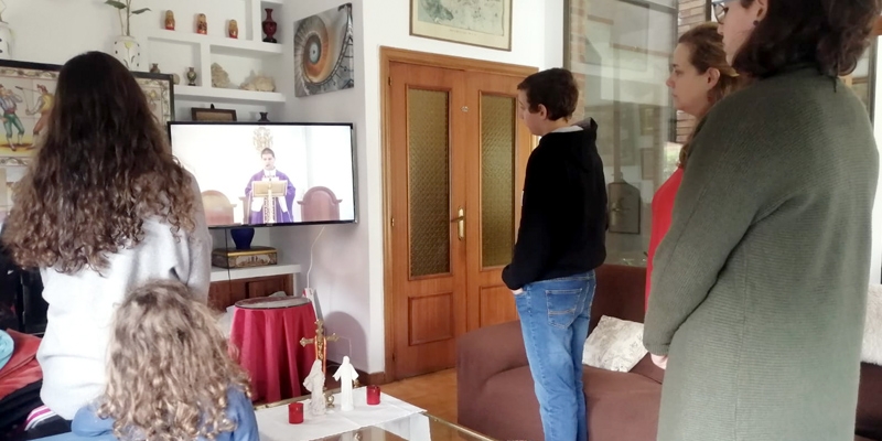 Santísimo Corpus Christi de Las Rozas emite la Misa por YouTube