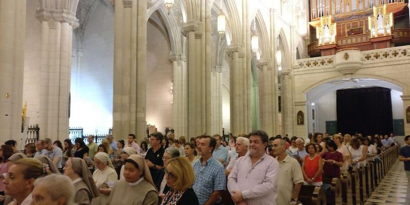 Monseñor Santos Montoya preside en la catedral la Misa de envío de profesores