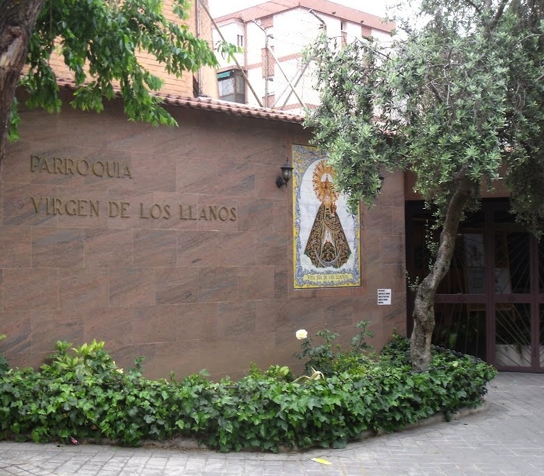 Comienzan los actos de clausura del 50 aniversario de la erección canónica de la parroquia Virgen de los Llanos