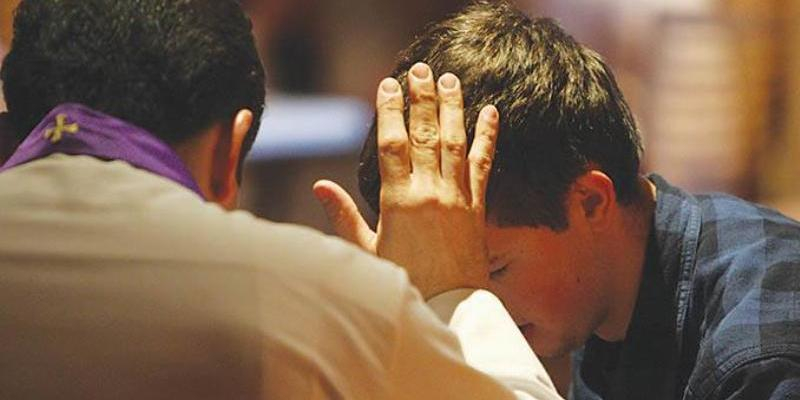 San Jerónimo el Real invita a los fieles a prepararse para la Semana Santa con una celebración penitencial