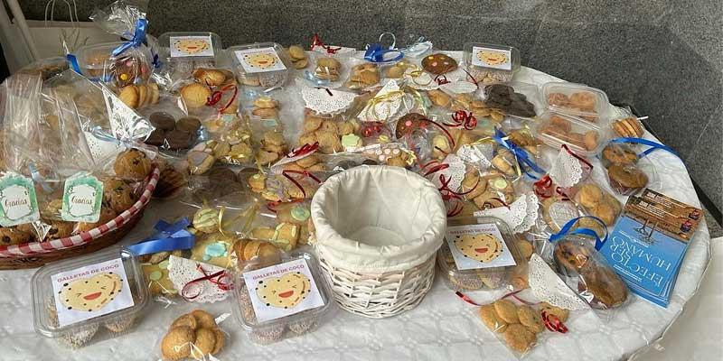 Galletas hechas por los niños de catequesis para la campaña de Manos Unidas