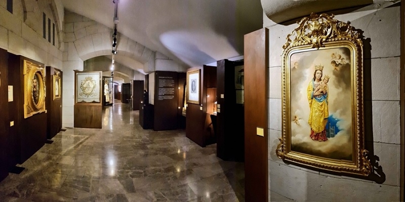 El Archivo Histórico y el Museo Catedral de la Almudena cierran sus puertas