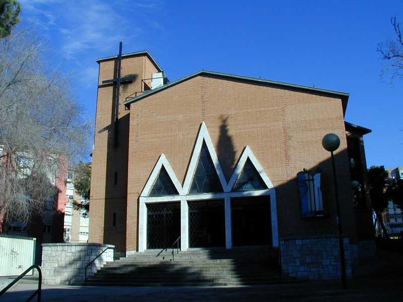 La parroquia Santos Apóstoles Felipe y Santiago el Menor celebra sus fiestas patronales