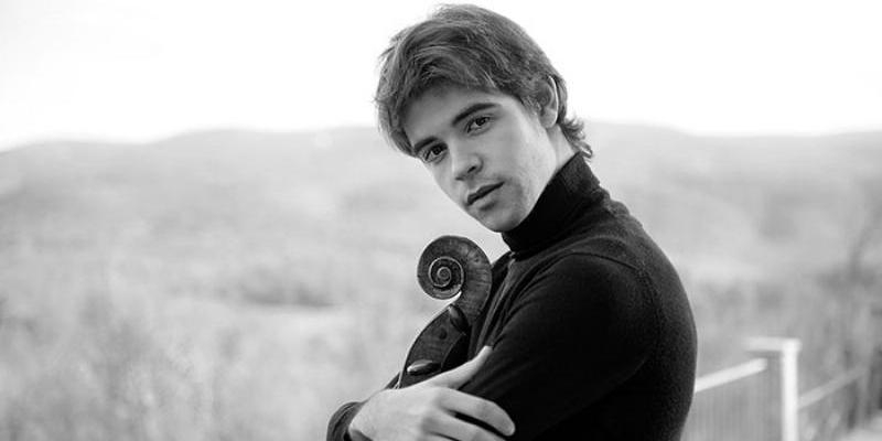 La parroquia de Horcajo de la Sierra acoge la actuación de Alfredo Ferre