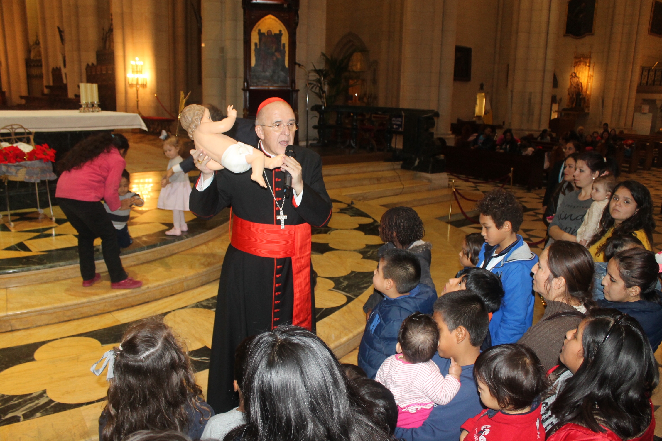 La catedral acoge una celebración de Navidad de la Fundación Madrina