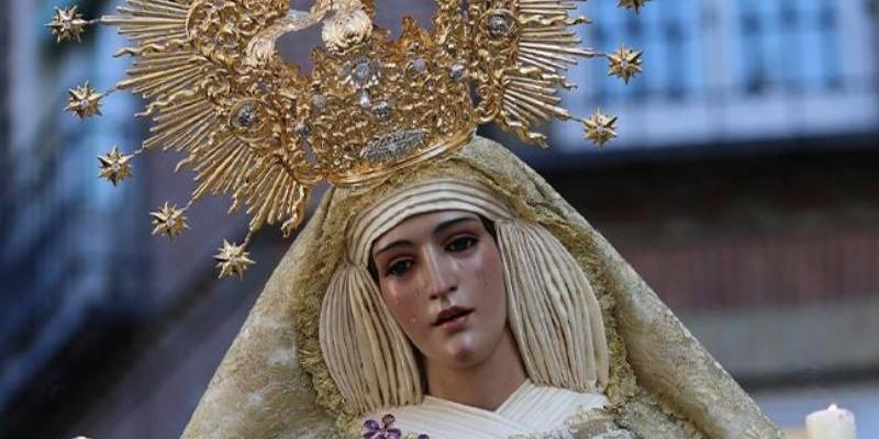La Hermandad de Jesús El Pobre organiza un rosario vespertino con María Santísima del Dulce Nombre en su Soledad