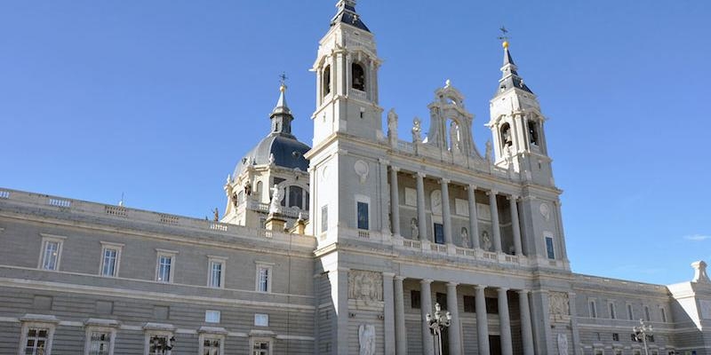 El cardenal Osoro preside en la catedral la Misa de inauguración del curso pastoral de la Curia