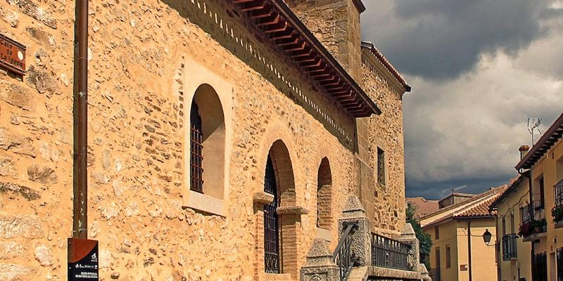 Montejo de la Sierra presenta a la Virgen de los Dolores para su veneración durante la Semana Santa