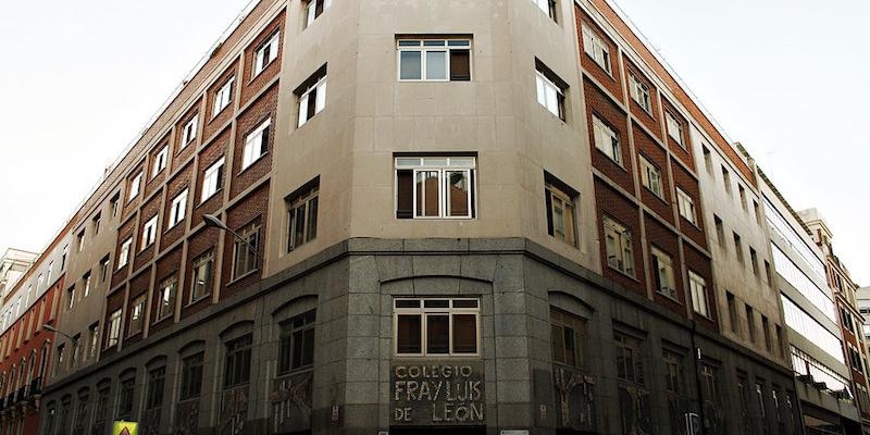 Cáritas Vicaría VII presenta su realidad en el colegio Fray Luis de León