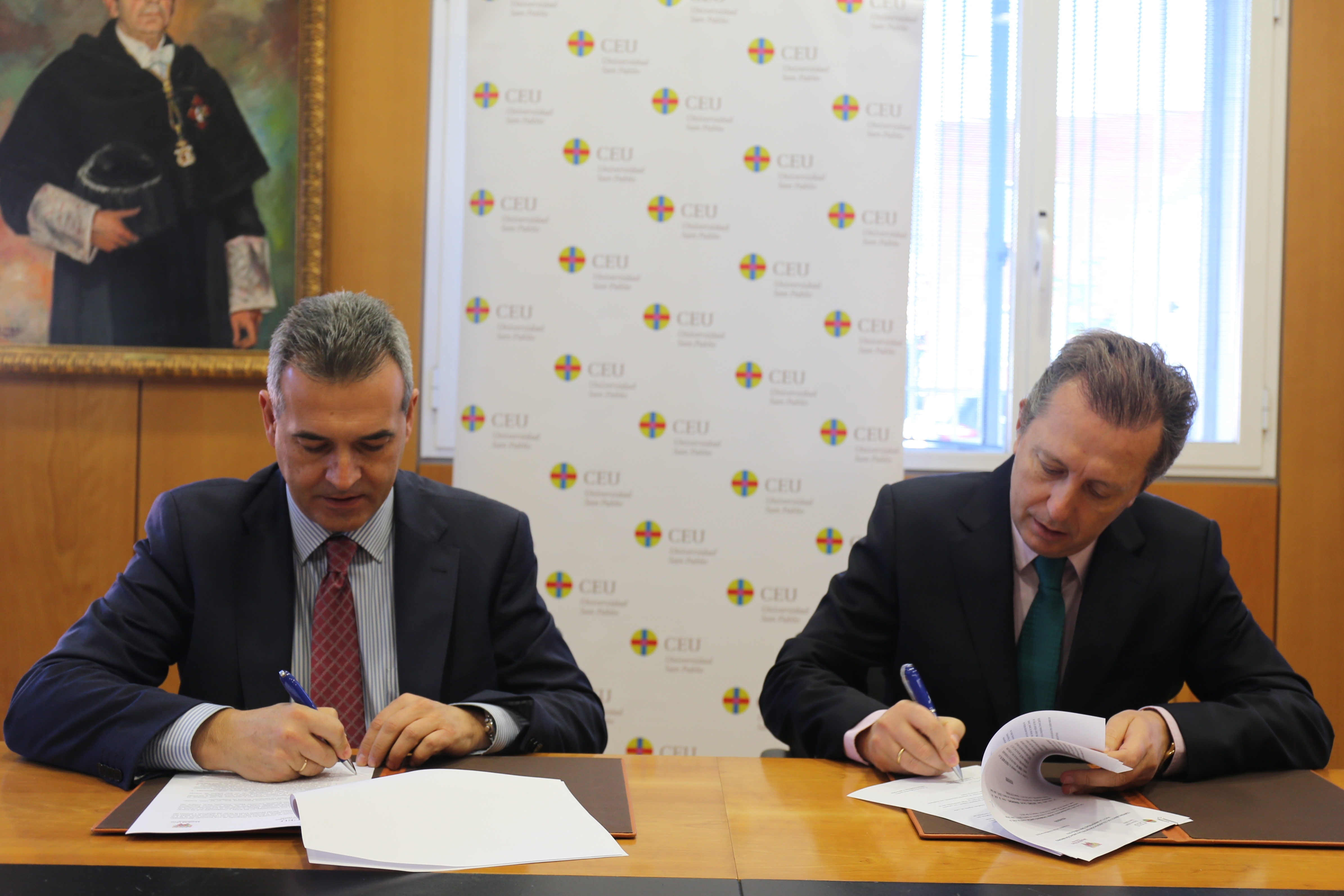 Encuentro entre Iglesia y artistas contemporáneos, objetivo del convenio entre el CEU y Madrid Vivo