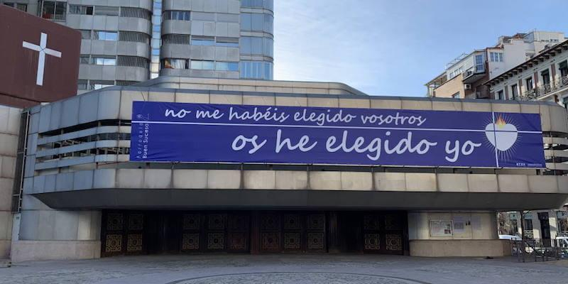 Buen Suceso acoge la ceremonia de Confirmación de alumnos del CEU presidida por monseñor Martínez Camino