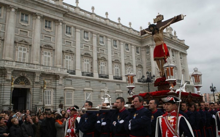 La Hermandad de los Alabarderos celebra su pregón de Semana Santa con un concierto